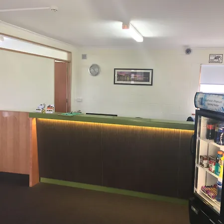 Martin Cash Motel-3