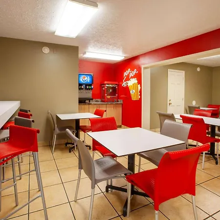 Super 8 By Wyndham Sandusky-2