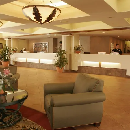 Maingate Lakeside Resort-3