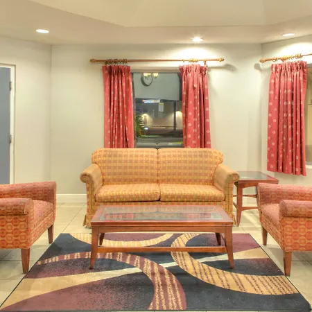 Days Inn By Wyndham Gulfport-2