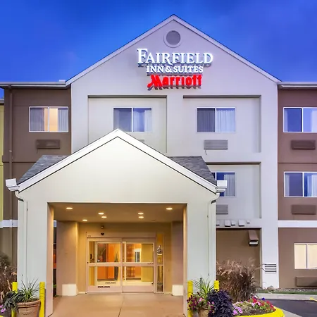 Fairfield Inn & Suites Canton-2
