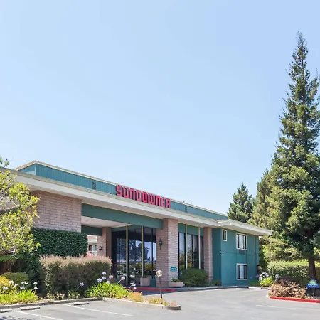 Days Inn & Suites By Wyndham Sunnyvale-2