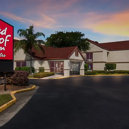 Red Roof Inn & Suites Brunswick I-95-2