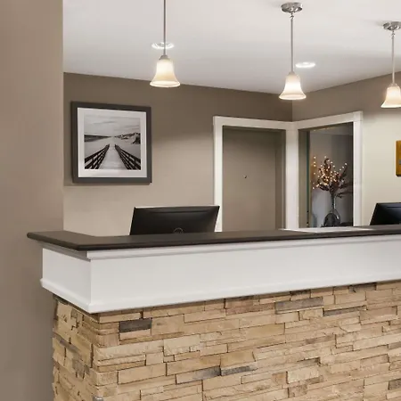 Travelodge Suites By Wyndham Saint John-2