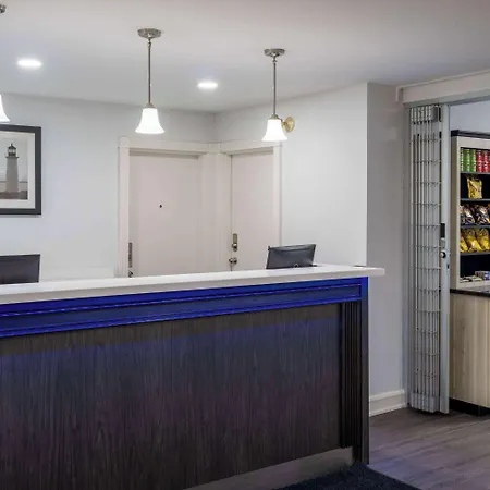 Travelodge Suites By Wyndham Saint John-3