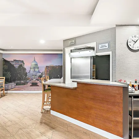 Best Western West Towne Suites-2