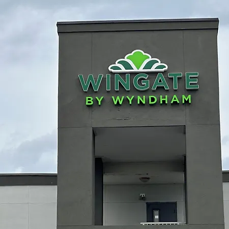 Baymont By Wyndham Dayton North-3