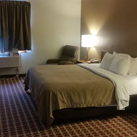 Quality Inn & Suites Marion-2