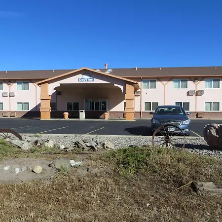 Days Inn By Wyndham Alamosa-2
