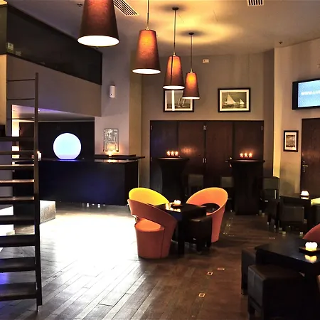 Hotel Chambord-2
