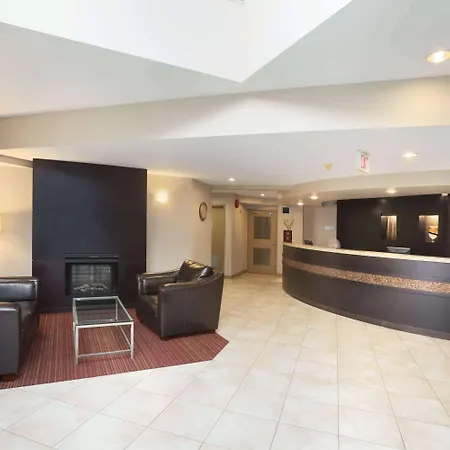 Super 8 By Wyndham West Kelowna Bc-2
