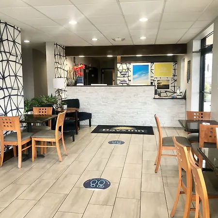 Days Inn By Wyndham Asheville Downtown North-3