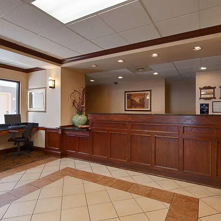 Quality Inn & Suites Williamsport-3