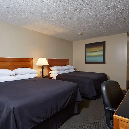 Royal Hotel Lloydminster-2
