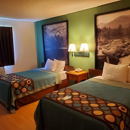 Super 8 By Wyndham Ticonderoga-2
