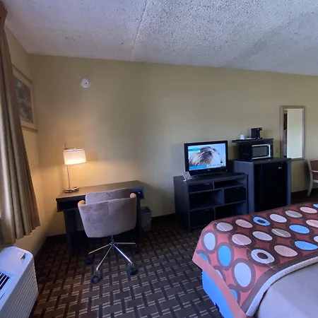 Super 8 By Wyndham Port Clinton-3