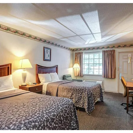 Northgate Inn By Townhouse Hattiesburg I-59-3