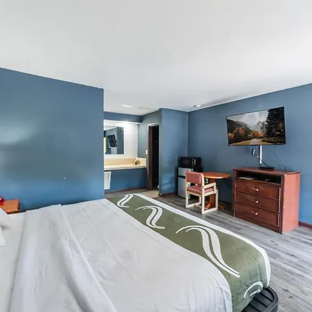 Budget Inn Pulaski-3