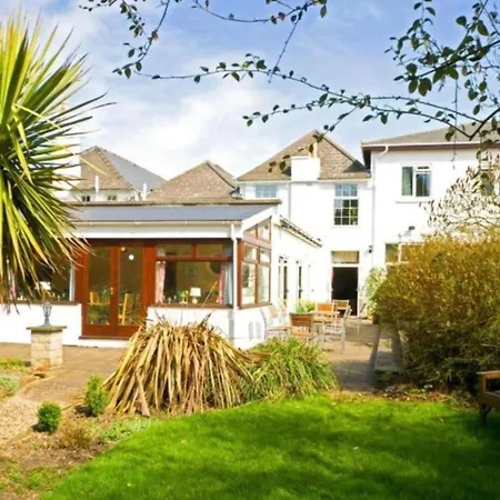 The Prince Of Wales Hotel Berkeley By Bellevilla, A38 M5-2
