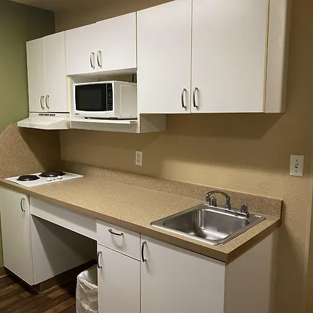 Suburban Studios Auburn Hills - Detroit-3