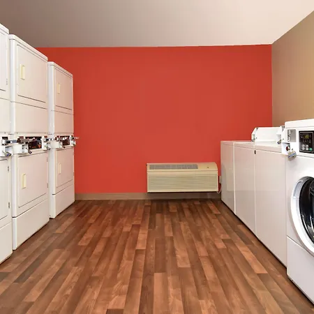 Extended Stay America Select Suites - Greensboro - Wendover Ave - Big Tree Way-2