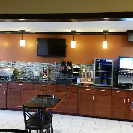 Best Western Plus Twin View Inn & Suites-3
