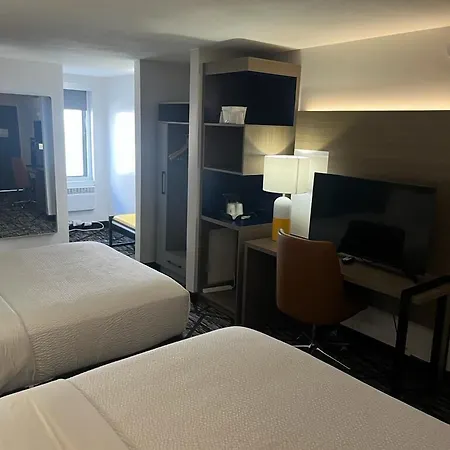 Comfort Inn Kansas City Midtown-3