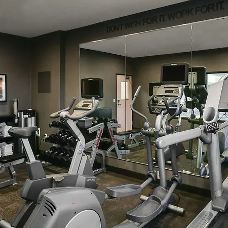 Fairfield Inn & Suites Kansas City Airport-3