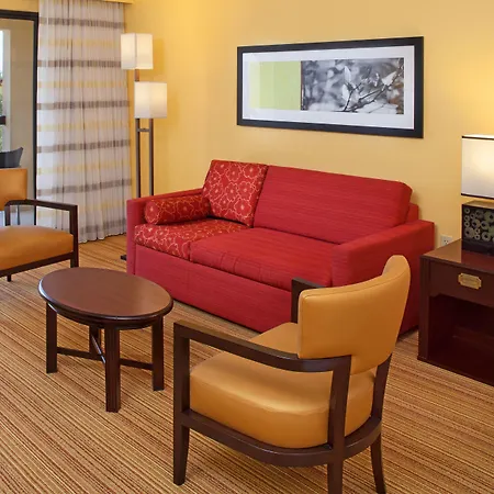 Courtyard By Marriott Jacksonville Butler Boulevard-3