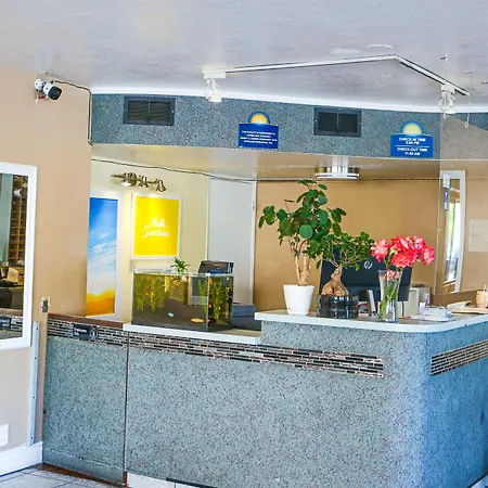 Days Inn By Wyndham Redwood City-2