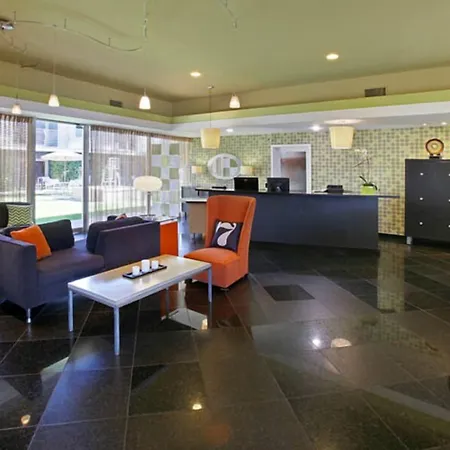7 Springs Inn & Suites-2