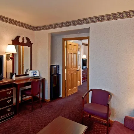 Americas Best Value Inn Waukegan-2