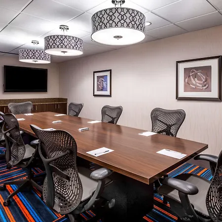 Hampton Inn Denver-International Airport-2