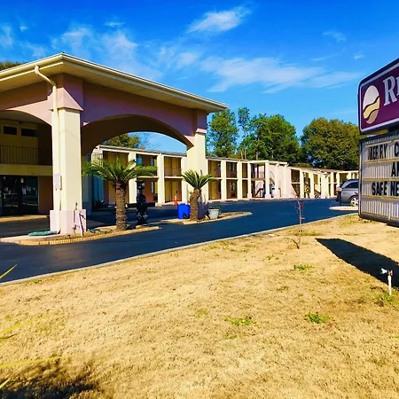 Relax Inn Perry National Fairgrounds Area I-75-2