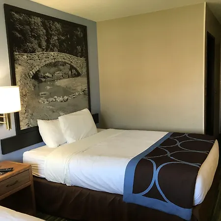 Boarders Inn & Suites By Cobblestone Hotels Waterloo Cedar Falls-2