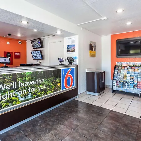 Motel 6 Sacramento, Ca - Downtown-3