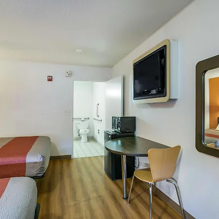 Motel 6-Dothan, Al-3