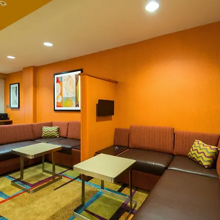 Fairfield Inn & Suites Louisville Downtown-3
