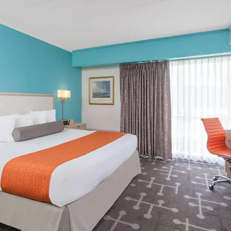 Howard Johnson By Wyndham Mystic-3