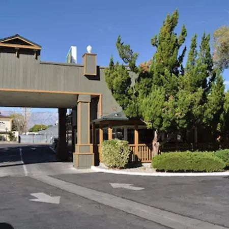 Vagabond Inn Bishop-3