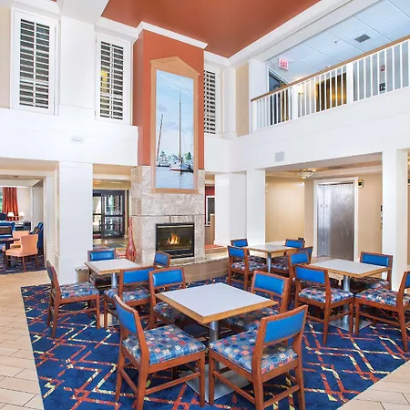 Hampton Inn & Suites Annapolis-3