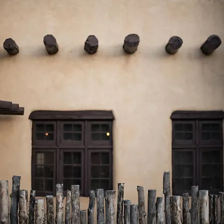 Sagebrush Inn & Suites-2
