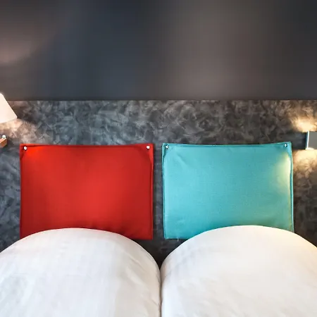 Hotel Des Metallos-3