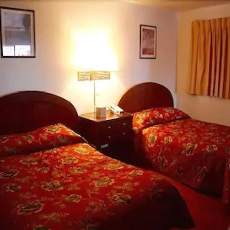 Econo Inn-3