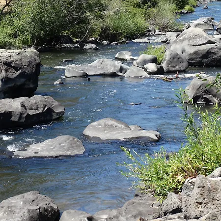 Riverhouse Lodge-2
