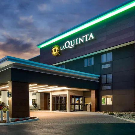 La Quinta Inn By Wyndham Roanoke Salem-3