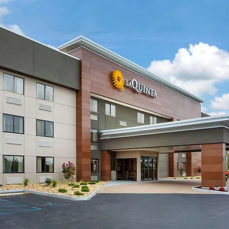 La Quinta Inn By Wyndham Roanoke Salem-2