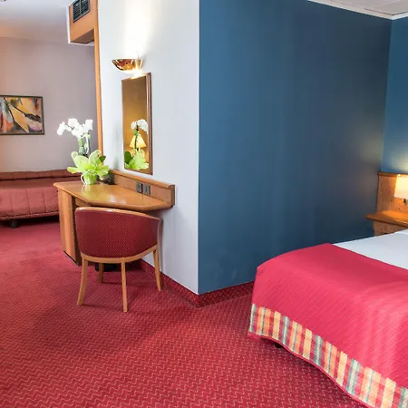 Idea Hotel Piacenza-3