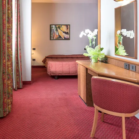 Idea Hotel Piacenza-2