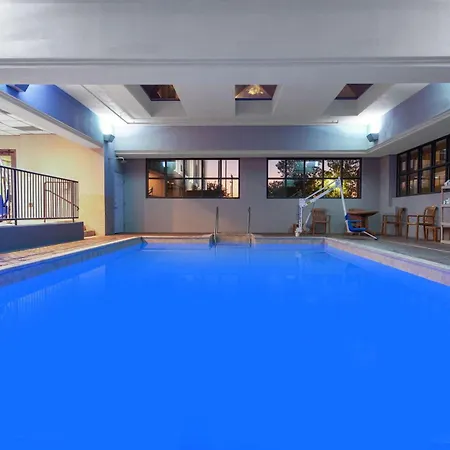 Wingate By Wyndham Oklahoma City Airport-2